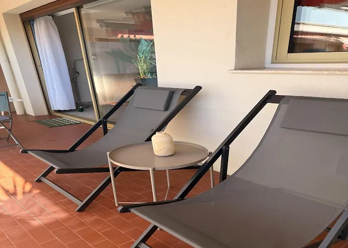 Peaceful La Pinede For Couple